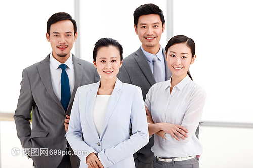 雙手緊握東方商務團隊 專業(yè)套裝服務，助力企業(yè)騰飛