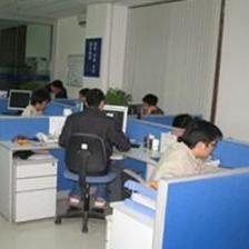 青島至銅川物流貨運(yùn)專線 連接沿海與內(nèi)陸的高效橋梁